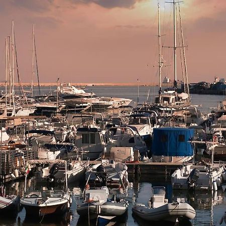 Casa Vacanze Frontemare Appartement Salerno Buitenkant foto