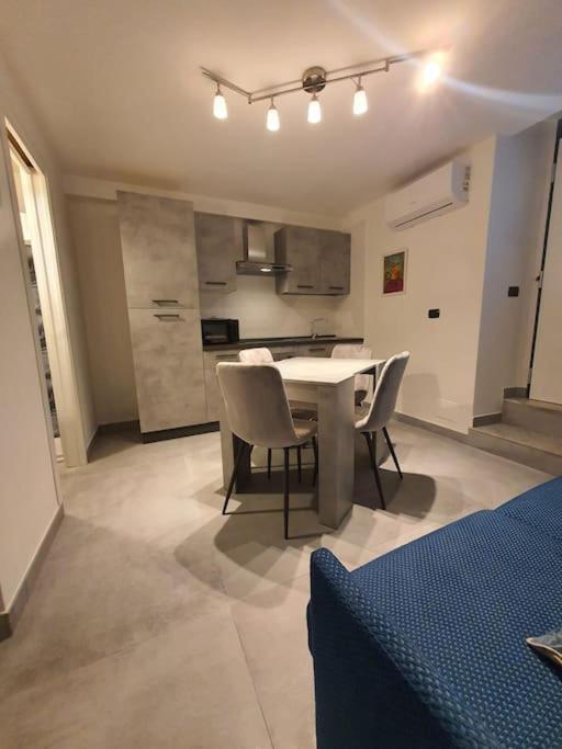 Casa Vacanze Frontemare Appartement Salerno Buitenkant foto